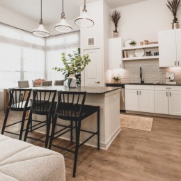 Instagram post from @elandentonapts on December 18, 2024 00:00:00am